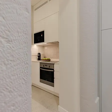Stunning River View 3br Near Alfama - Renovated