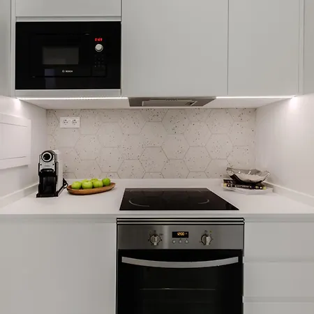 דירה Stunning River View 3br Near Alfama - Renovated ליסבון