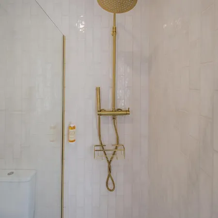 דירה Stunning River View 3br Near Alfama - Renovated